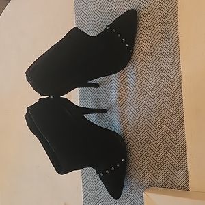 Steve madden black booties